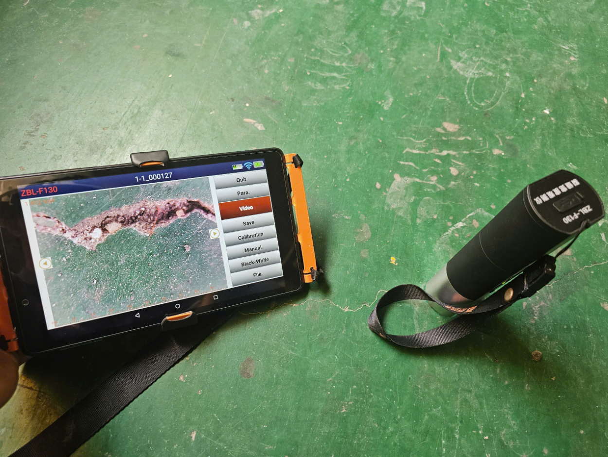 Ảnh có chứa đồ phụ tùng, Thiết bị điện, Điện thoại di động, máy tính Nội dung do AI tạo ra có thể không chính xác.